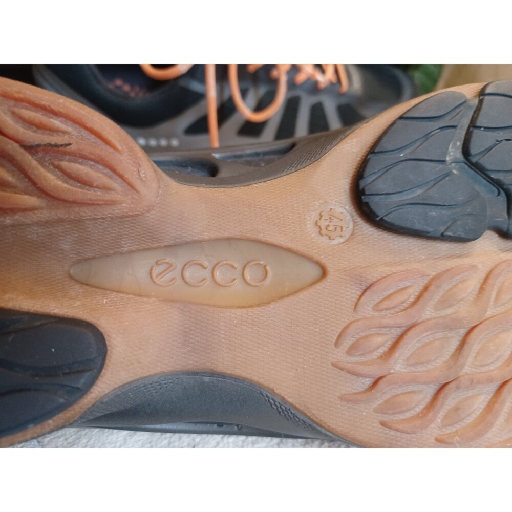 Ecco Mens Biom Fjuel Sneakers Sz 45 ( US 11) Black Grey - Picture 9 of 9